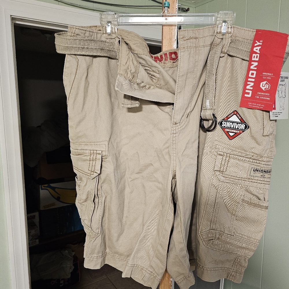 UNIONBAY Men's Khaki Cargo Shorts